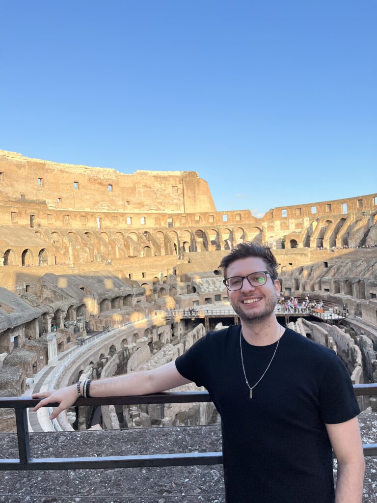 Minha experiência incrível ao visitar o Coliseu de Roma: Um verdadeiro mergulho na história 6 IMG 7184