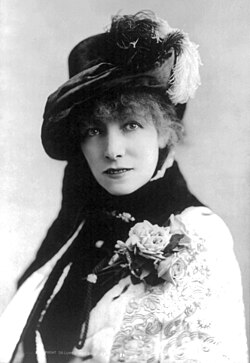 Père-Lachaise: O cemitério mais famoso de Paris – Curiosidades e túmulos mais visitados 6 Sarah Bernhardt