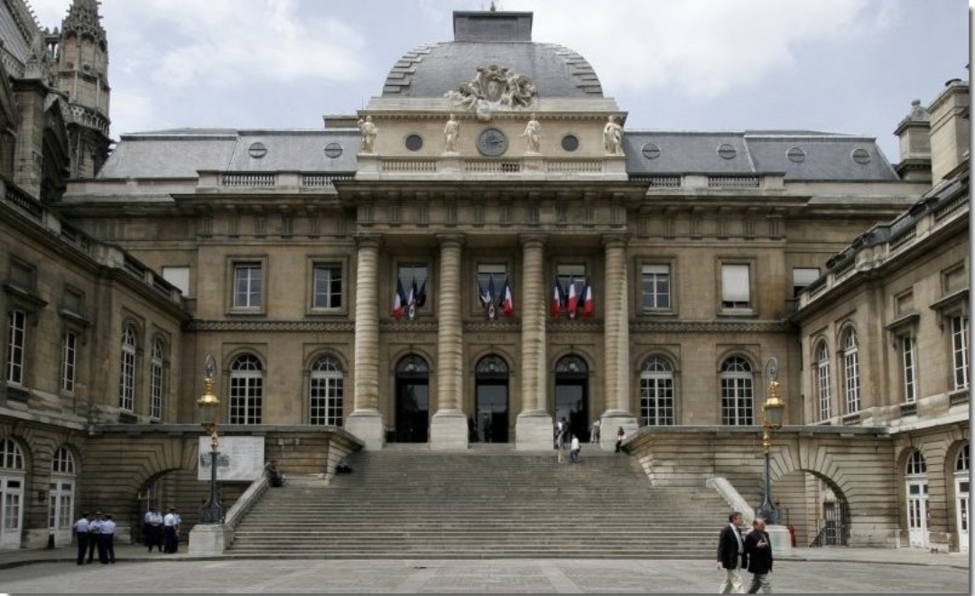 Paris não é só a cidade do amor: Conheça o lado obscuro da capital 5 sob o sol da toscana 24