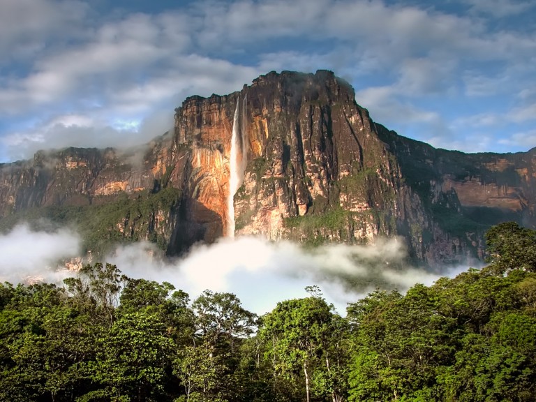 Países que o brasileiro não precisa de passaporte: para onde viajar só com RG e o que fazer em cada destino 10 salto angel venezuela media