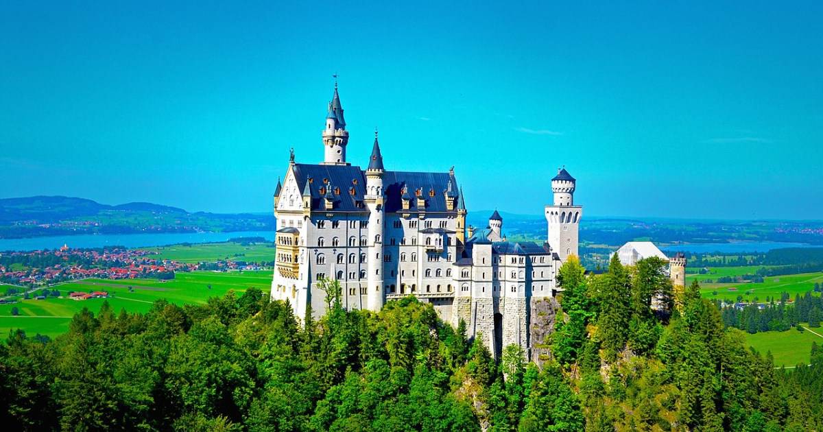 3 castelos na Europa que parecem mentira de tão perfeitos (e quanto custa entrar em cada um) 1 castelo neuschwanstein 2
