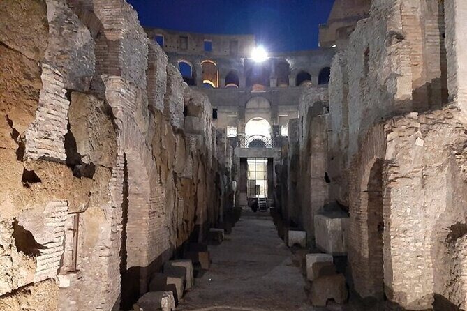 Coliseu à noite em Roma: como funciona a visita guiada noturna com bastidores, pouca gente e clima de filme 2 8b